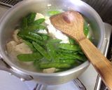 ご飯が進む春の味☆絹さや肉豆腐の卵とじ作り方5写真