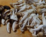 ニラしそ入りの鶏団子！肉団子の和風スープ作り方3写真