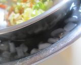 サラダ感覚で食べる　春野菜の炒め漬け作り方5写真