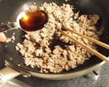 人参と玉ねぎのクミンめんつゆそぼろ炒め作り方4写真