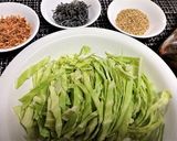 【キャベツと干しエビのごま塩昆布和え】作り方1写真