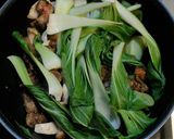 青梗菜と鶏レバーのナンプラー炒め作り方5写真