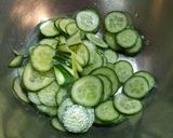 塩もみきゅうりと香味野菜とホタルイカ♪作り方1写真