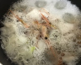 えび（甘エビも）の頭、殻のだしで★味噌汁作り方2写真