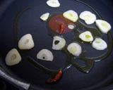 豚バラ肉と揚げジャガイモのさっぱり煮作り方2写真