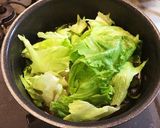 丸ごと玉ねぎとレタスのスープ♡作り方10写真