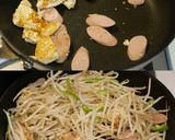 もやしと魚肉ソーセージのチャンプル作り方4写真
