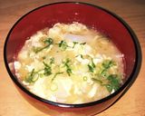 ♬新玉ねぎの卵とじ味噌汁♬作り方1写真