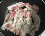 簡単！豚肉ともやしと豆苗の炒め物作り方2写真