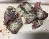 鰹アレンジ☆鰹のガーリックソテー作り方1写真
