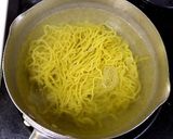 ごまドレッシングで食べるラーメンサラダ作り方2写真