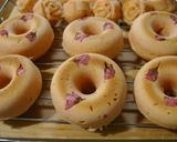 桜の花と葉で春の装い!焼きドーナツ 作り方7写真