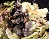 あさりと豚肉、新じゃがの炒め蒸し作り方6写真