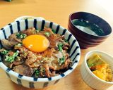 簡単だけどちょっぴり豪華に♪すき焼き丼！作り方4写真