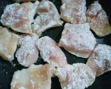 鶏むね肉とブロッコリーの粒マスタード炒め作り方3写真