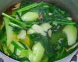 簡単！朝食にもチンゲン菜とニラのお吸い物作り方3写真