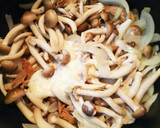 簡単！豚肉としめじのマヨしょうが炒め作り方8写真
