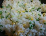 育ちすぎ　きぬさやえんどうで豆チャーハン作り方4写真