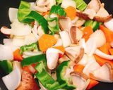 野菜たっぷり！唐揚げの甘酢炒め作り方4写真