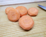 厚揚げとにんじん・いんげんの煮物作り方1写真