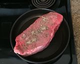 簡単 オーブンで柔らかローストビーフ作り方5写真