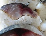 旬の魚の昆布締めで桜の押し寿司作り方18写真