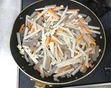 蓮根とこんにゃくのヘルシーきんぴら作り方3写真