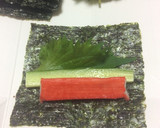 きゅうりとカニカマのおかず海苔巻き作り方2写真