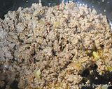 絹さやと豚ひき肉のピリ辛炒め作り方2写真