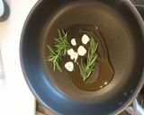 アジとハーブでイタリア風ワイン蒸し作り方1写真