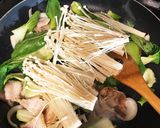 豚バラとえのきと青梗菜のにんにく醤油炒め作り方3写真