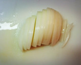 素麺に＊母の伝授。サバ缶と玉ねぎのつけ汁作り方1写真