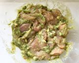 レンジで♪鶏胸肉のアボカドソース作り方2写真