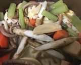 仙台麩と野菜の煮物作り方3写真