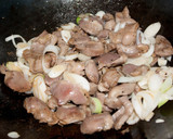 深谷ねぎと砂肝のにんにく炒め作り方3写真