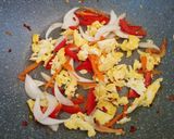 野菜たっぷり！パッタイみたいな焼きうどん作り方5写真