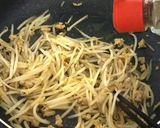 簡単×満腹♪もやしと挽肉のシャキ旨中華丼作り方5写真