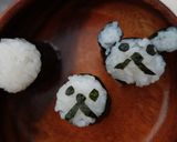 子どもに好評弁当!熊にぎり&オクラサラダ作り方2写真