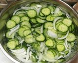 おくらときゅうりの塩昆布和え作り方2写真