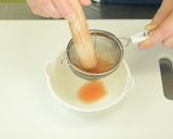 【離乳食初期】しらすのトマト和え作り方2写真
