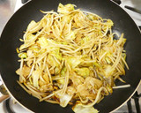 焼きそばみたい♪もやし豚キャベソース炒め作り方4写真