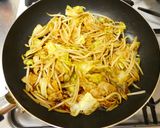 焼きそばみたい♪もやし豚キャベソース炒め作り方6写真