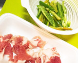 豚肉とピーマンのマスタード炒め作り方1写真