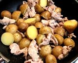 豚こまと新じゃが☆こってり炒め煮作り方4写真