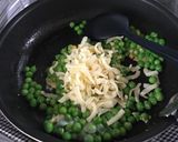グリンピースの卵＆チーズ絡め作り方7写真