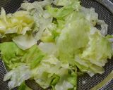 ランチ☆鶏ささみとしめじのケチャスープ♡作り方2写真