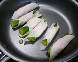 簡単！シューマイの皮でオクラベーコン巻作り方2写真