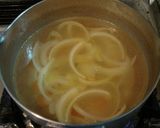 玉ねぎとにんじんの甘～いコンソメスープ♪作り方3写真