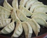 おうちで簡単♪絶品ジューシー餃子♡作り方7写真