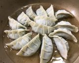 野菜たっぷりジューシー餃子作り方19写真